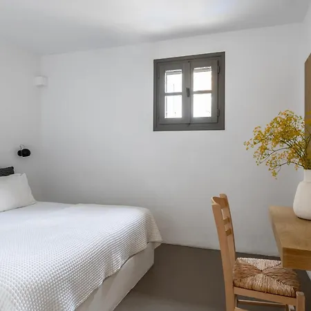 Acron Paros