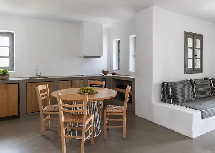 Acron Paros Kolimbíthresz